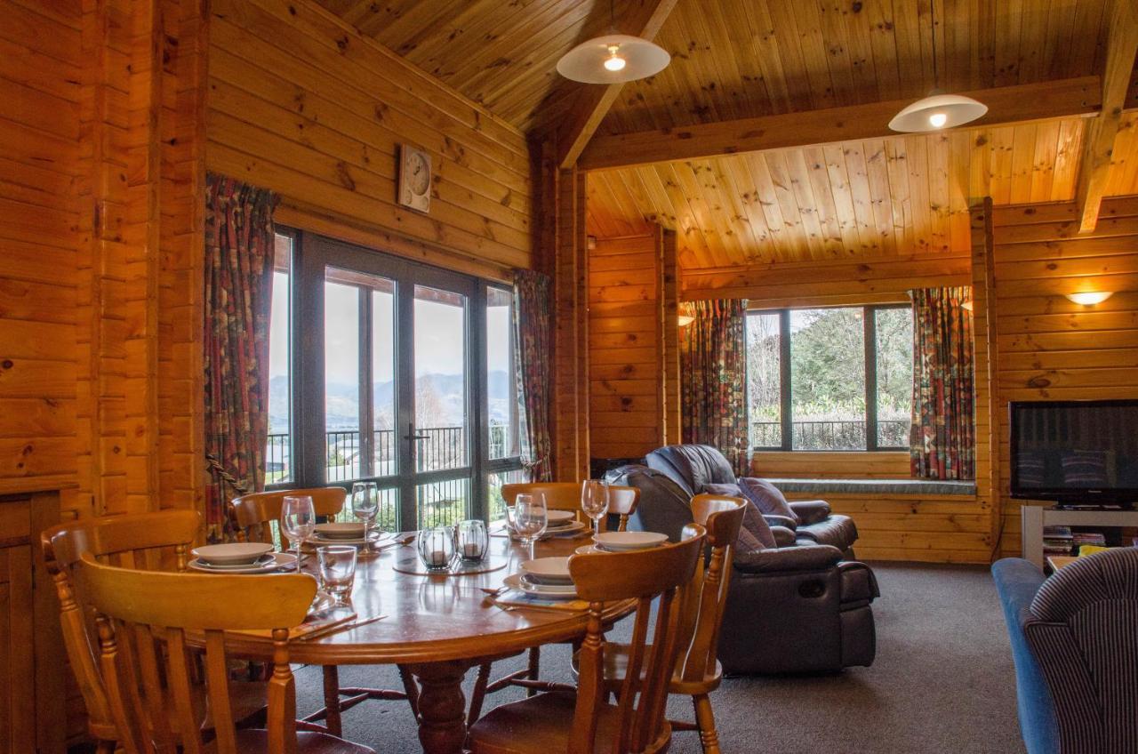 Alpine on Oregon - Hanmer Springs Holiday Home Eksteriør billede